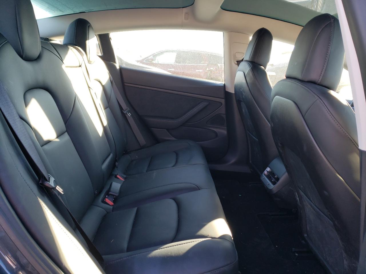 Photo 6 from auction – 2020 TESLA MODEL 3 with VIN 5YJ3E1EB9LF619975