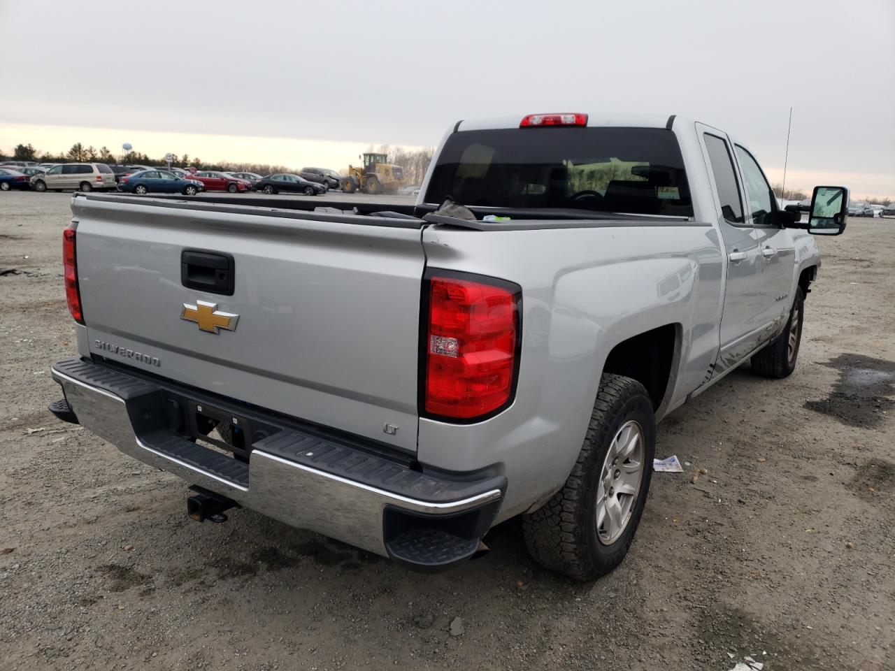 Photo 4 from auction – 2018 CHEVROLET SILVERADO with VIN 1GCRCRECXJZ172345