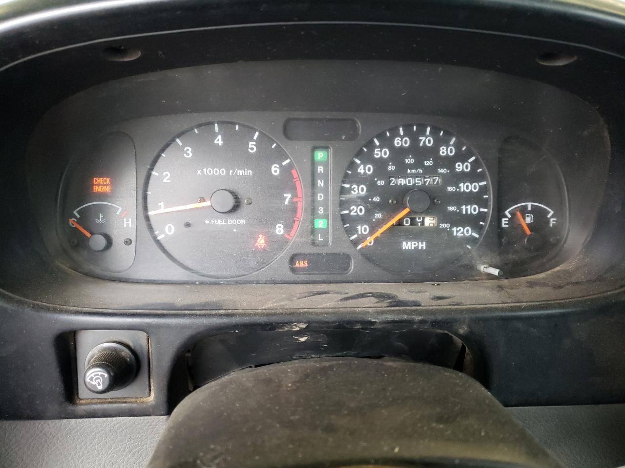 Photo 8 from auction – 1998 HONDA PASSPORT E with VIN 4S6CM58WXW4403768