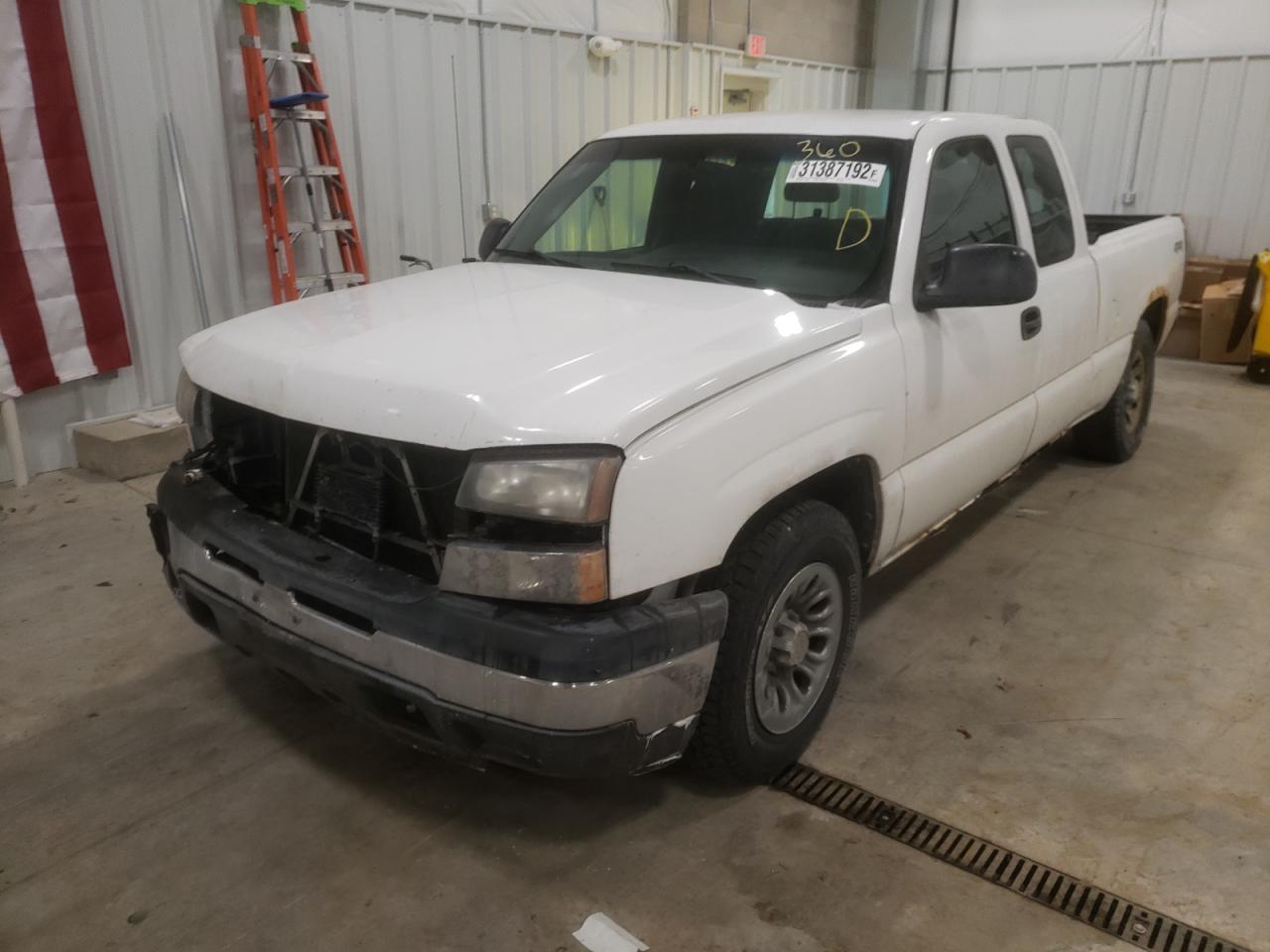 Photo 2 from auction – 2007 CHEVROLET SILVERADO with VIN 1GCEK19B97E118121