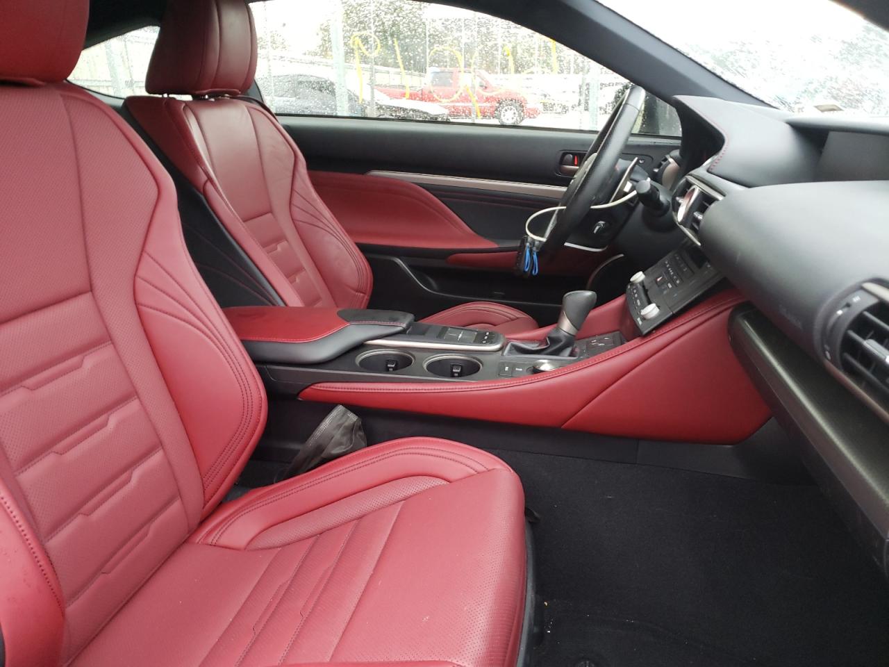 Photo 5 from auction – 2016 LEXUS RC 350 with VIN JTHSE5BC6G5006881