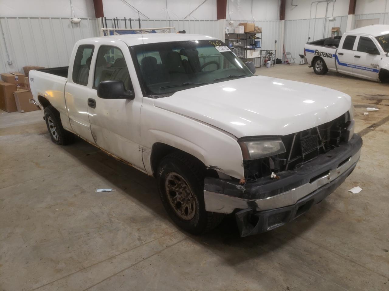 CHEVROLET SILVERADO 2007 with VIN 1GCEK19B97E118121 - Photo from auction