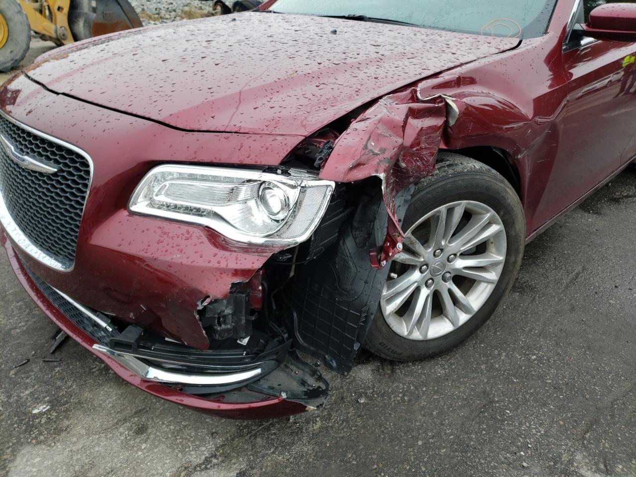 Photo 9 from auction – 2016 CHRYSLER 300 LIMITE with VIN 2C3CCAAG5GH298562