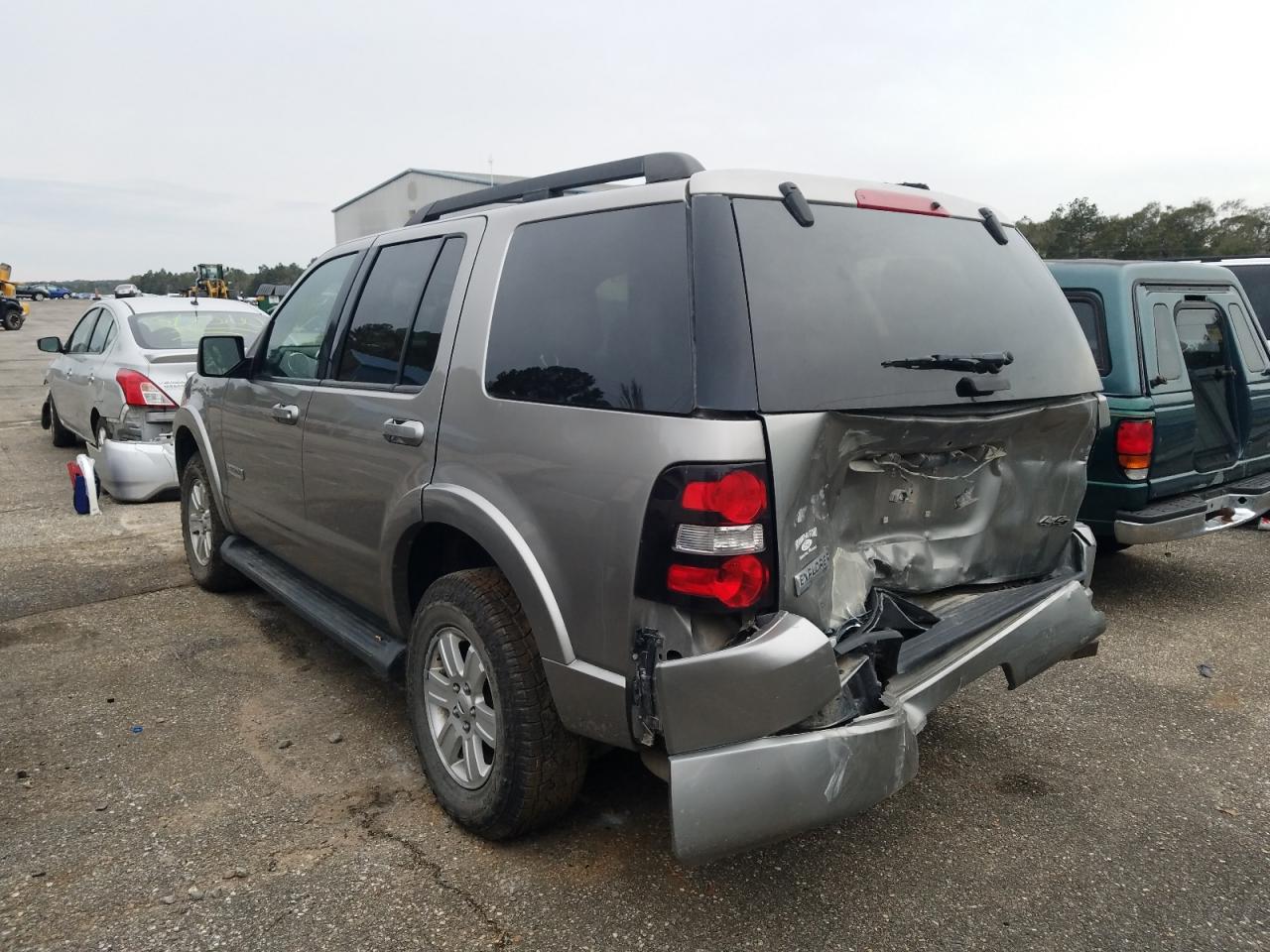 Photo 3 from auction – 2008 FORD EXPLORER X with VIN 1FMEU73E08UA57616