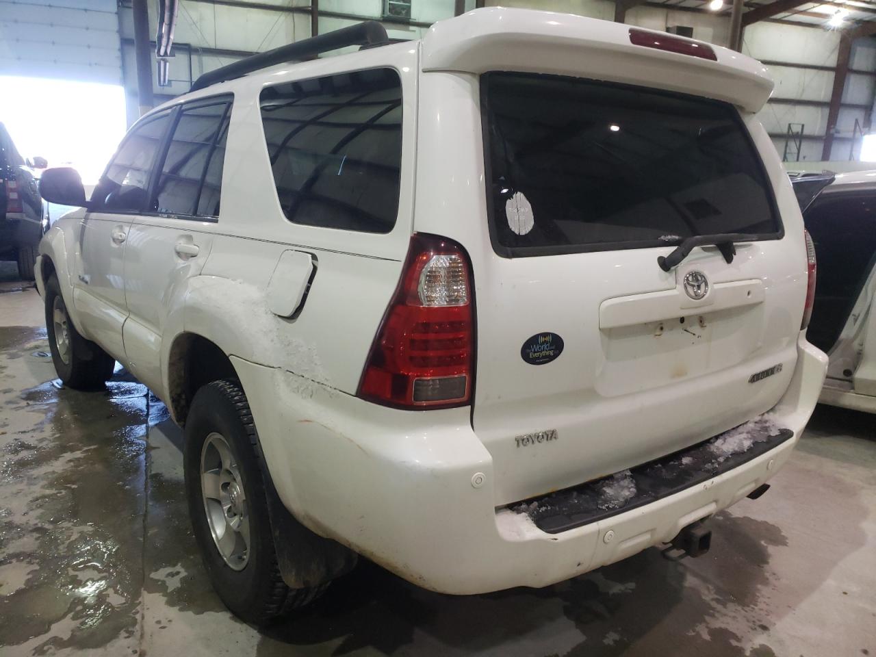 Photo 3 from auction – 2009 TOYOTA 4RUNNER SR with VIN JTEBU14R49K038890