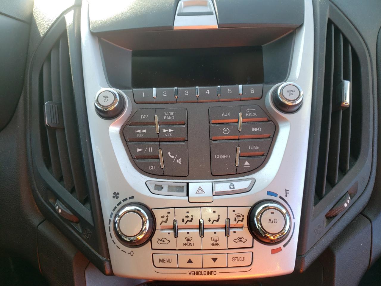 Photo 9 from auction – 2015 CHEVROLET EQUINOX LS with VIN 2GNALAEK2F6266963