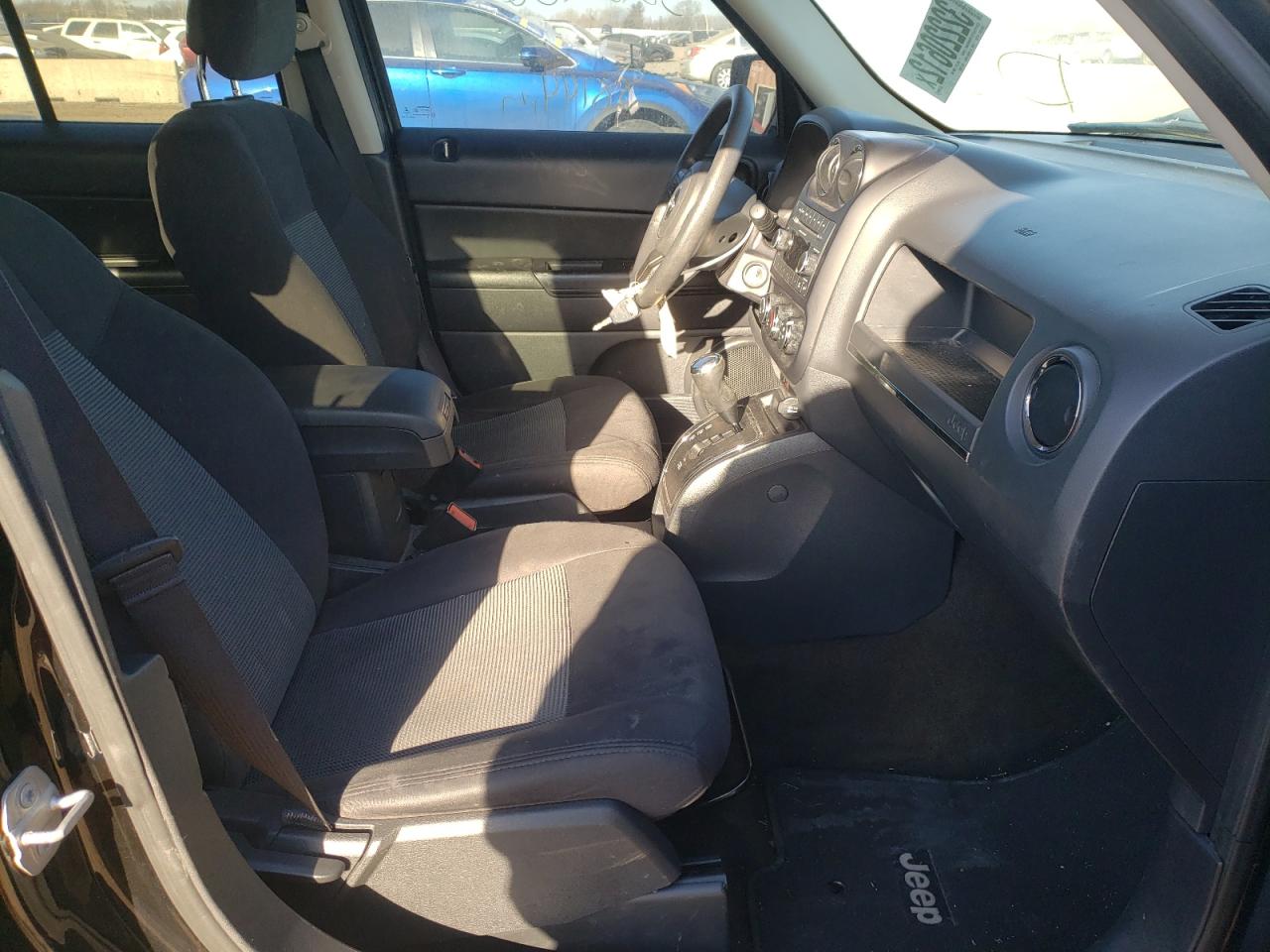 Photo 5 from auction – 2015 JEEP PATRIOT SP with VIN 1C4NJRBB6FD412012