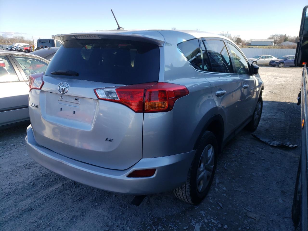 Photo 4 from auction – 2014 TOYOTA RAV4 LE with VIN JTMZFREV7EJ006264