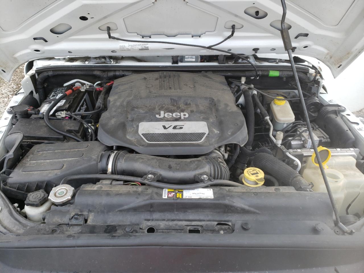 Photo 7 from auction – 2016 JEEP WRANGLER with VIN 1C4BJWDG3GL256481