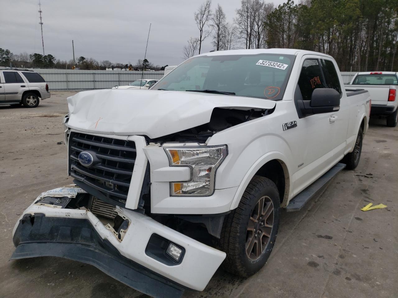 Photo 2 from auction – 2015 FORD F150 SUPER with VIN 1FTEX1CP1FFC84020