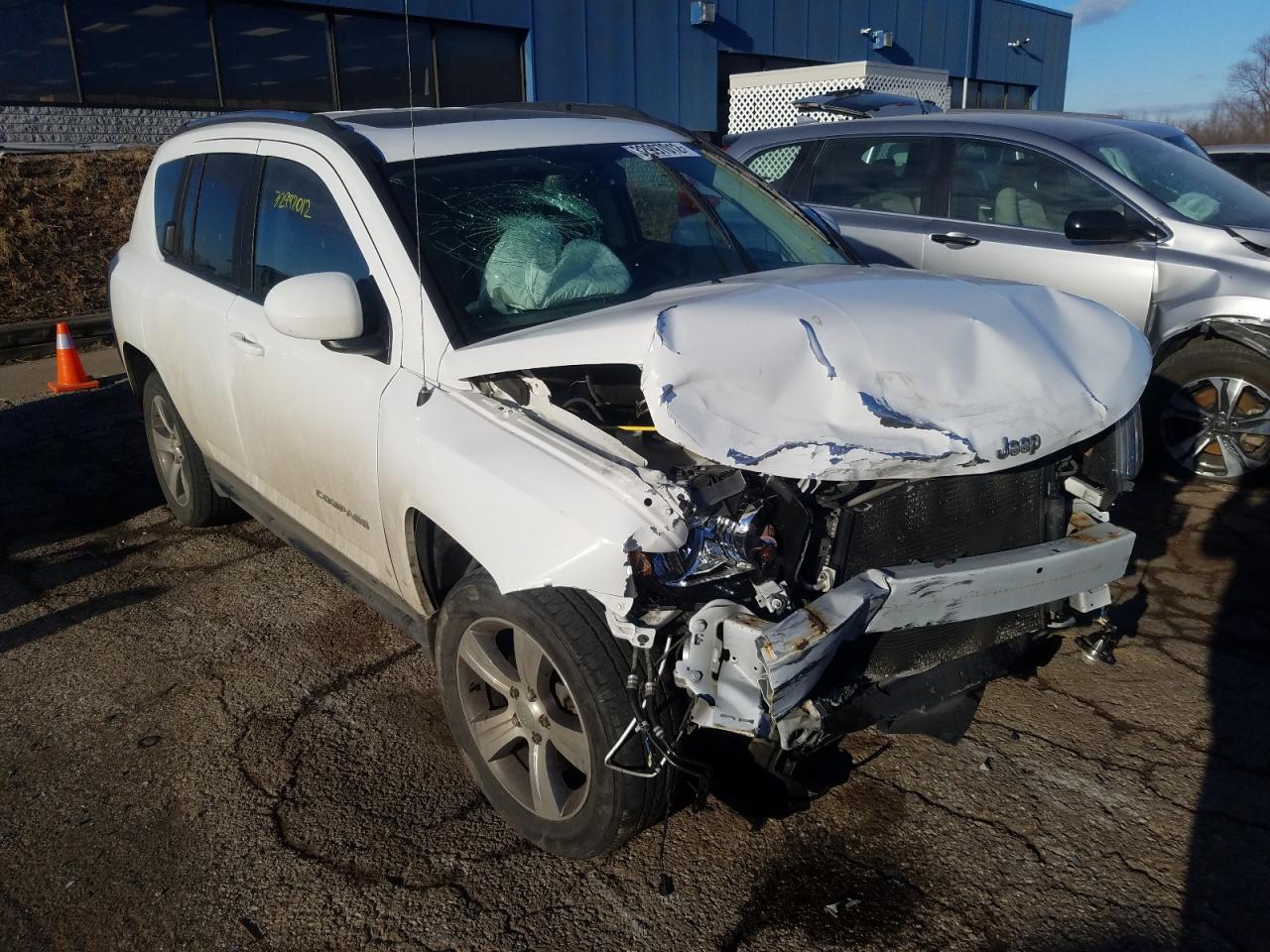 JEEP COMPASS LA 2017 with VIN 1C4NJCEB6HD211108 - Photo from auction