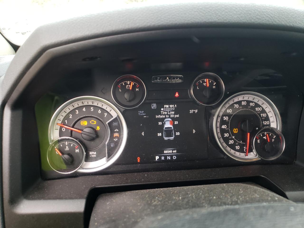 Photo 8 from auction – 2018 RAM 1500 SLT with VIN 1C6RR6LTXJS105793