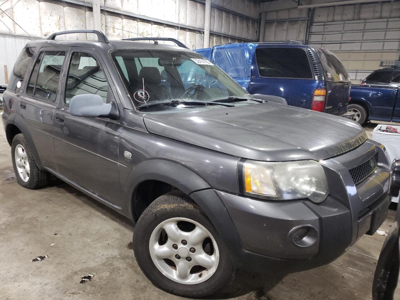 LAND ROVER FREELANDER 2004 with VIN SALNY22284A436077 - Photo from auction