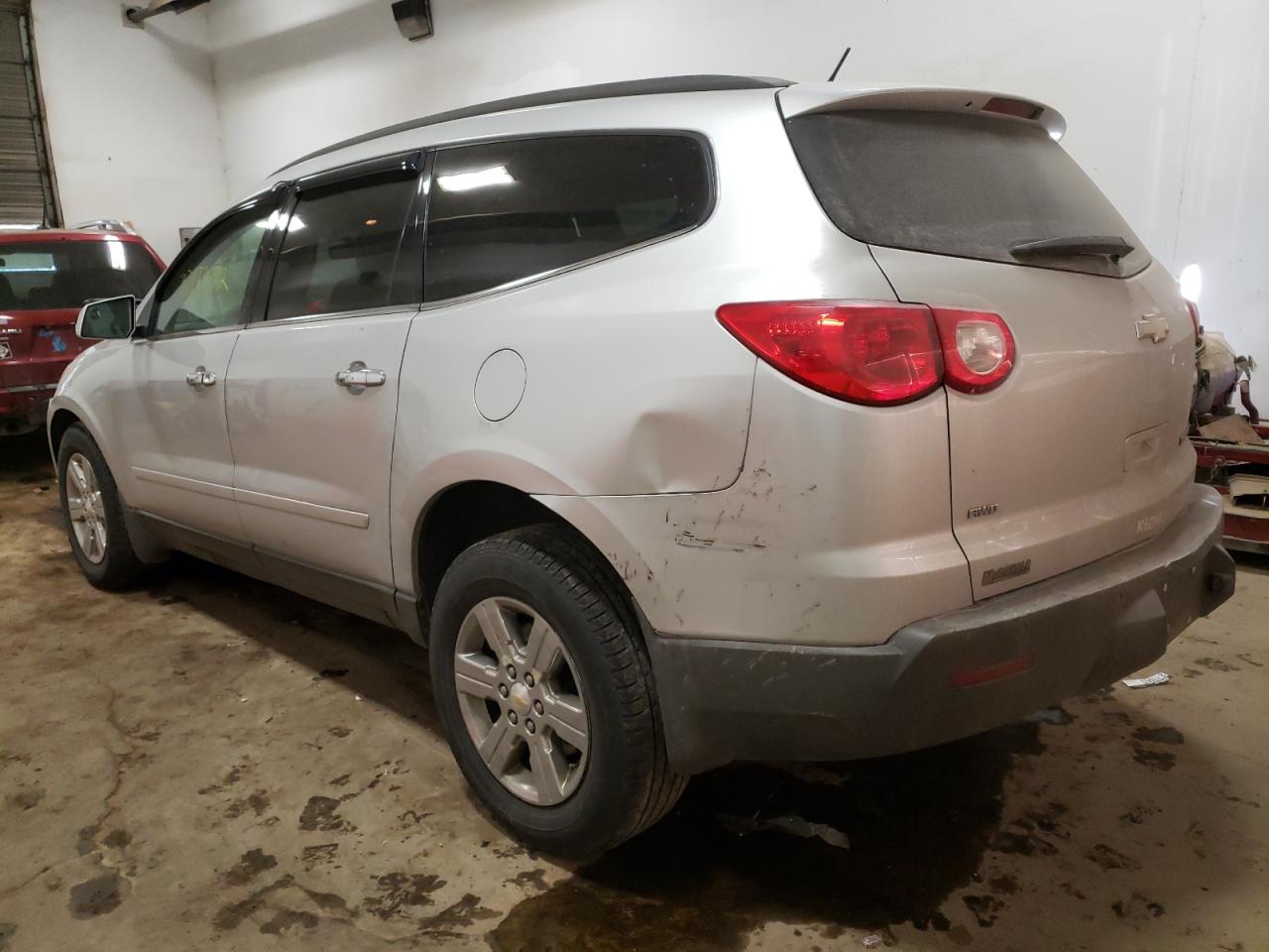 Photo 3 from auction – 2012 CHEVROLET TRAVERSE L with VIN 1GNKVGED4CJ239443