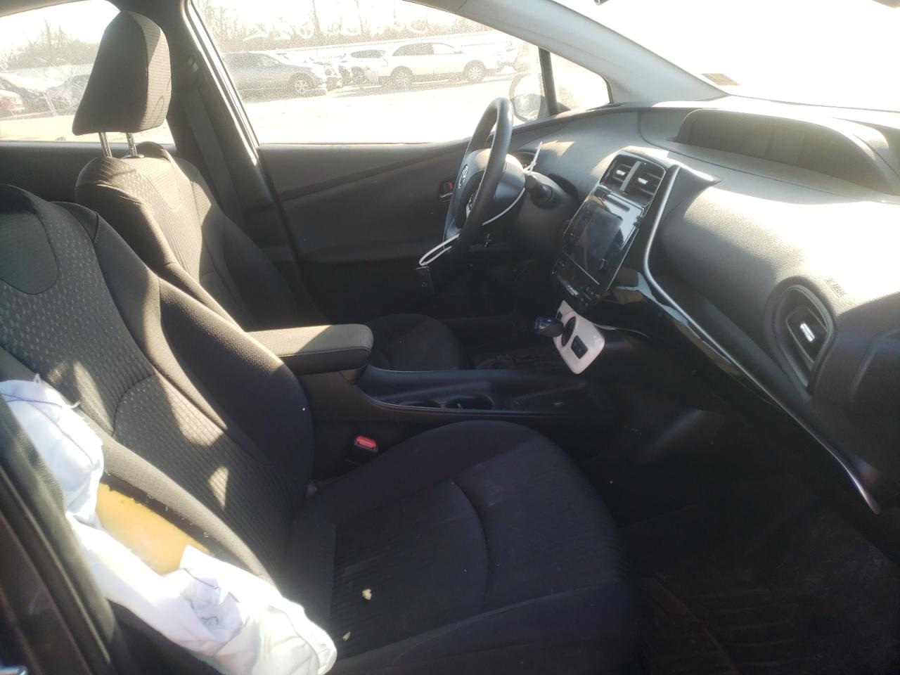Photo 5 from auction – 2016 TOYOTA PRIUS with VIN JTDKBRFU5G3511150