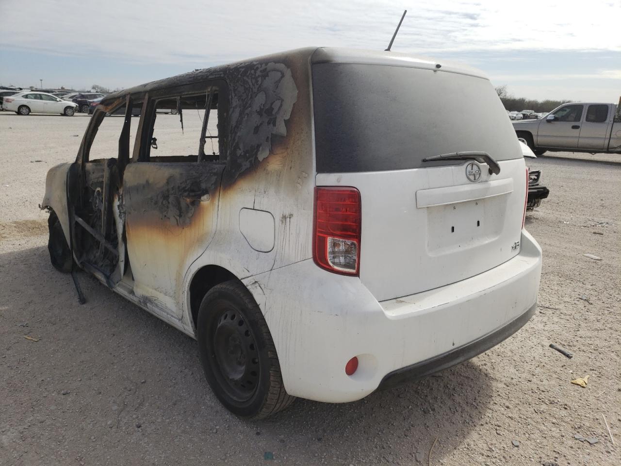 Photo 3 from auction – 2014 TOYOTA SCION XB with VIN JTLZE4FE1EJ061933