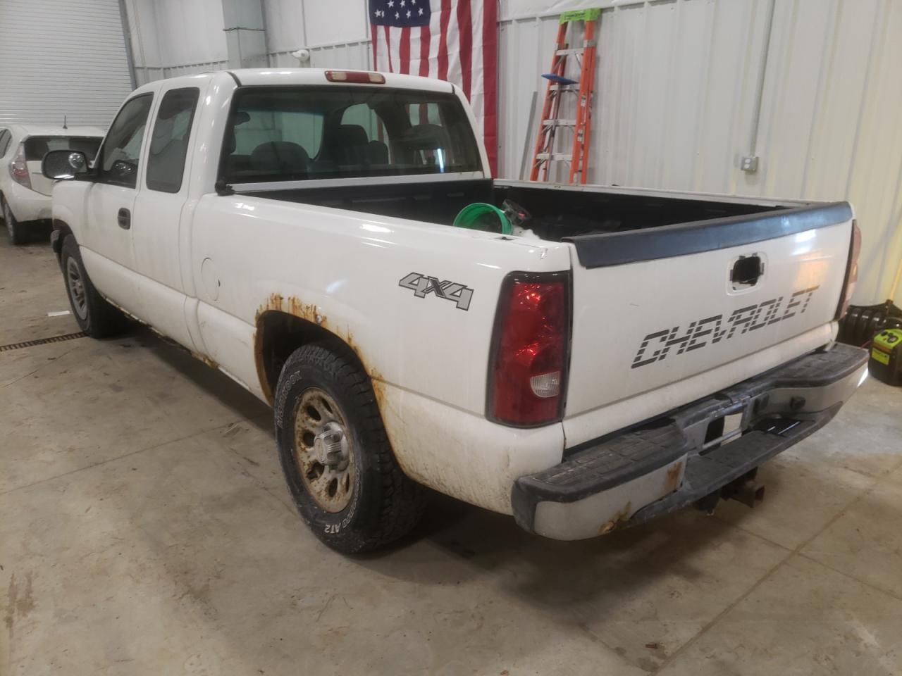 Foto 3 de la subasta – 2007 CHEVROLET SILVERADO con VIN 1GCEK19B97E118121
