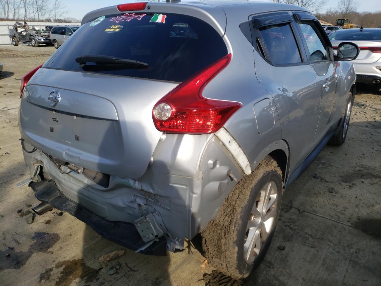 Photo 4 from auction – 2011 NISSAN JUKE S with VIN JN8AF5MV4BT020862