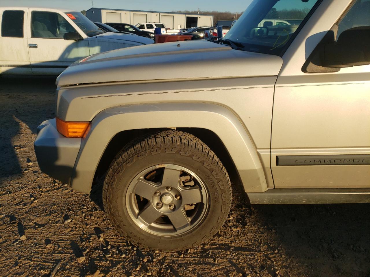 Photo 10 from auction – 2007 JEEP COMMANDER with VIN 1J8HH48K37C566891