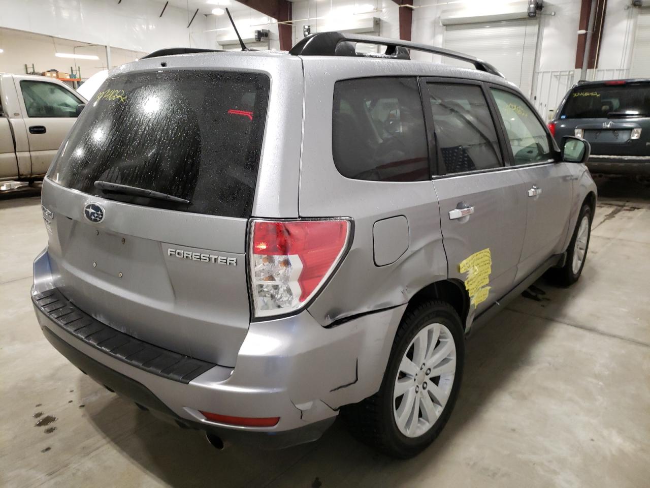 Photo 4 from auction – 2011 SUBARU FORESTER L with VIN JF2SHBFCXBH726677