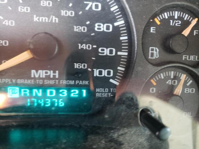 Photo 8 from auction – 2002 CHEVROLET AVALANCHE with VIN 3GNEK13T12G302334