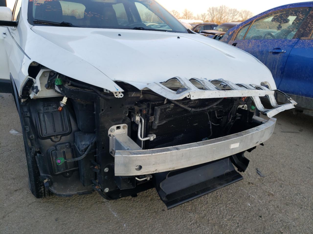 Photo 9 from auction – 2014 JEEP CHEROKEE L with VIN 1C4PJMCB0EW172470