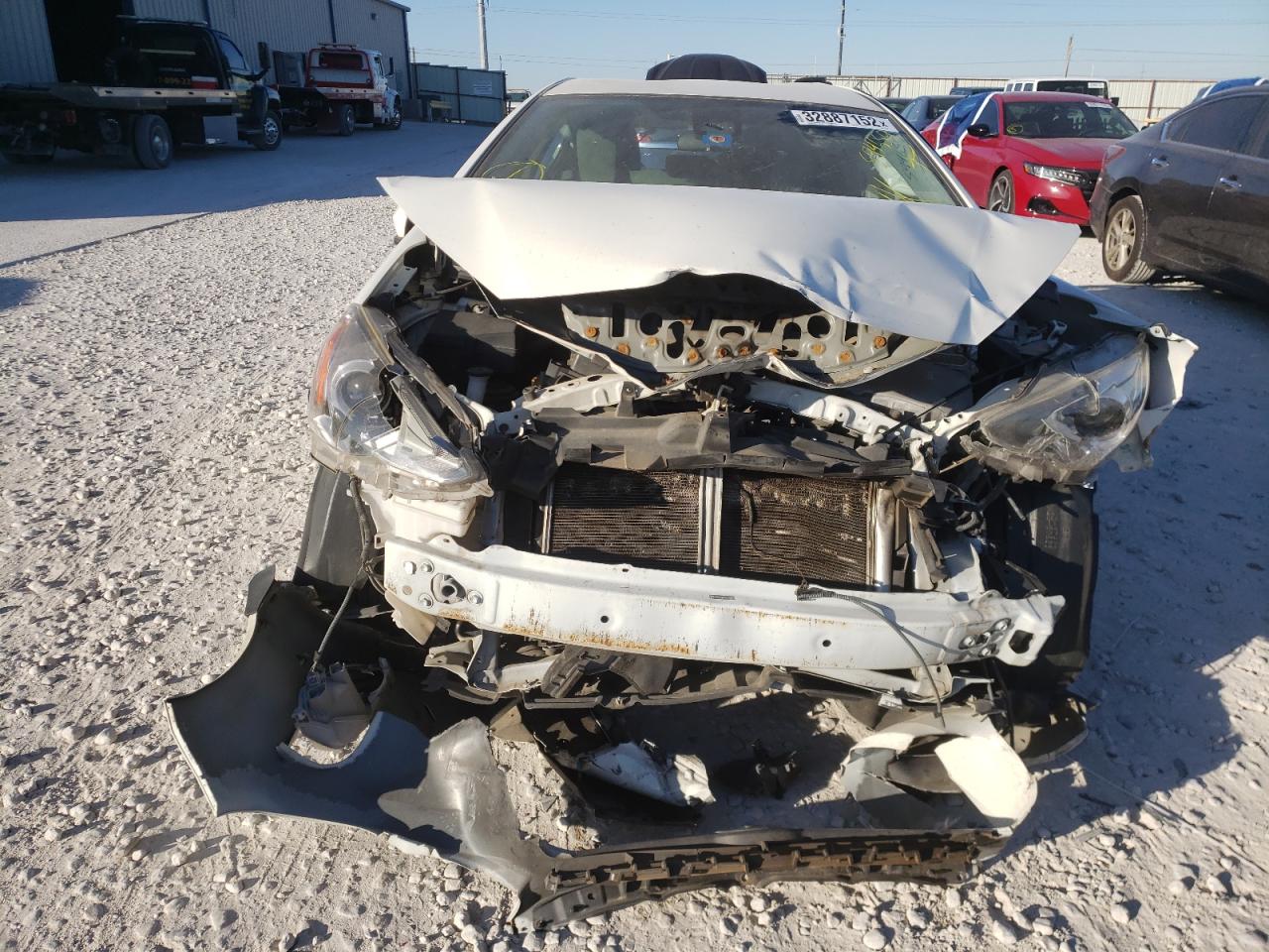 Photo 9 from auction – 2017 TOYOTA PRIUS C with VIN JTDKDTB35H1594659