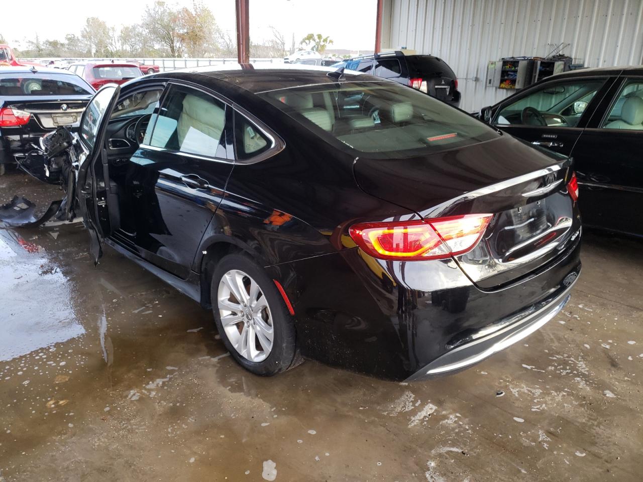 Photo 3 from auction – 2016 CHRYSLER 200 LIMITE with VIN 1C3CCCAB9GN178660