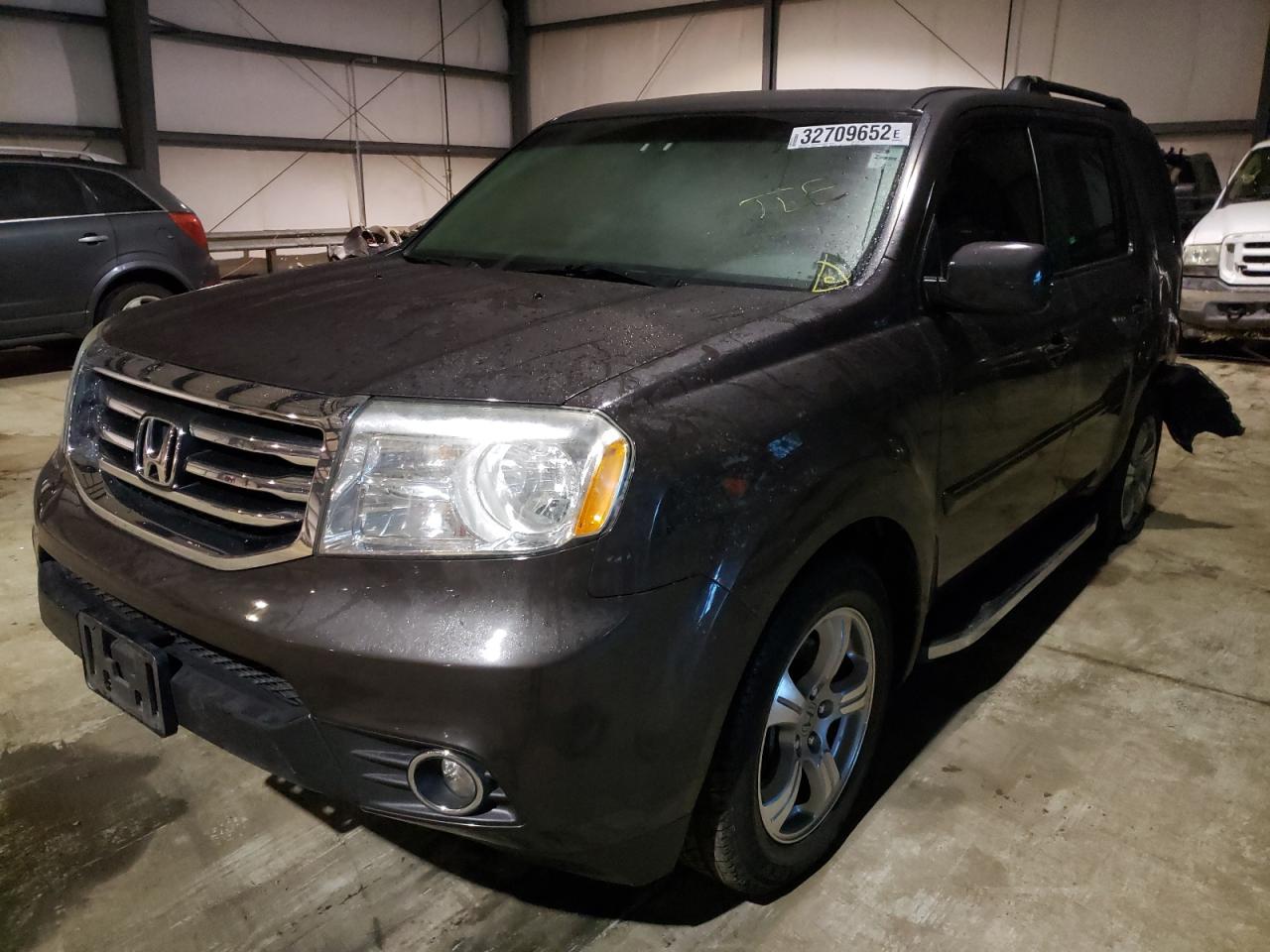 Photo 2 from auction – 2012 HONDA PILOT EXL with VIN 5FNYF4H50CB064876