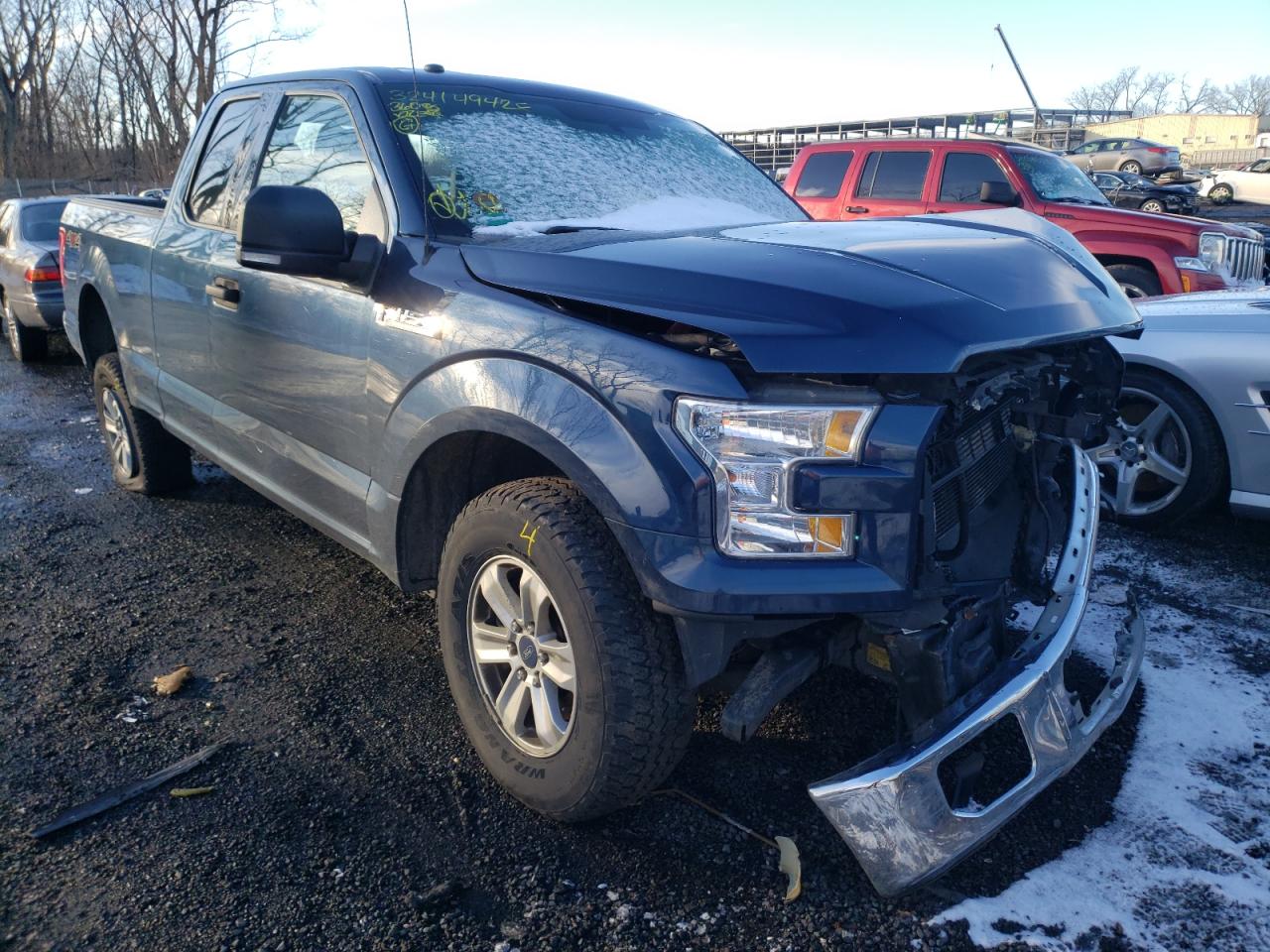 FORD F150 SUPER 2017 with VIN 1FTFX1EFXHFC48662 - Photo from auction