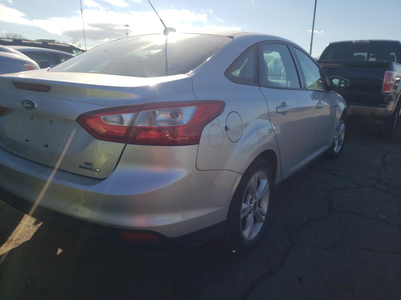 Photo 4 from auction – 2013 FORD FOCUS SE with VIN 1FADP3F20DL333249