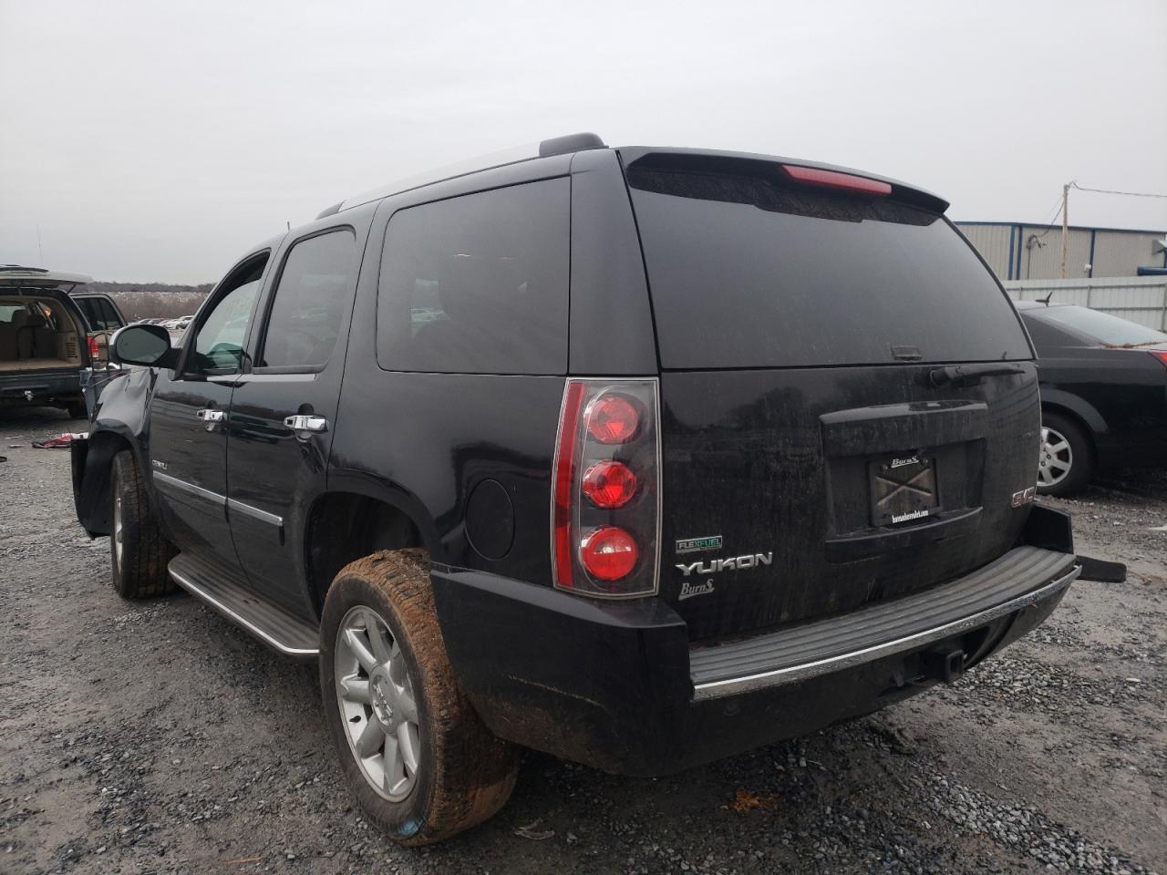 Photo 3 from auction – 2011 GMC YUKON DENA with VIN 1GKS2EEF4BR241429