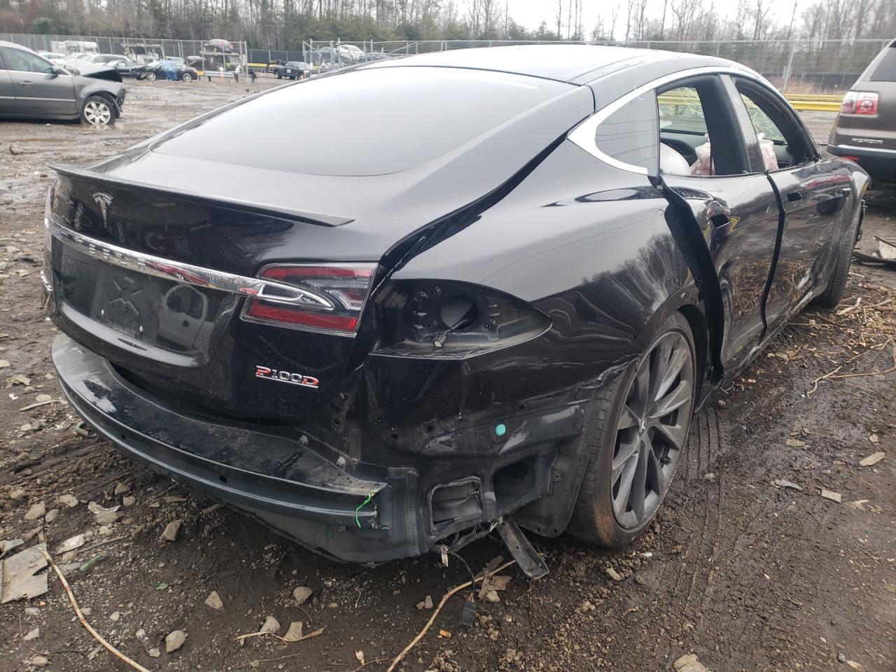 Photo 4 from auction – 2018 TESLA MODEL S with VIN 5YJSA1E42JF255047