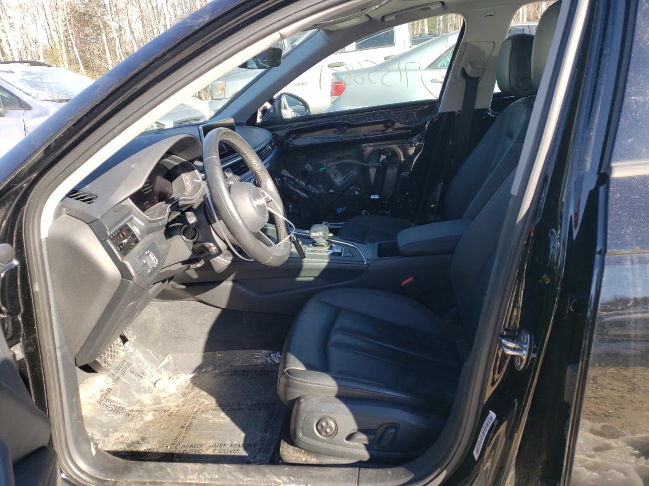 Photo 5 from auction – 2017 AUDI A4 PREMIUM with VIN WAUDNAF45HN041027