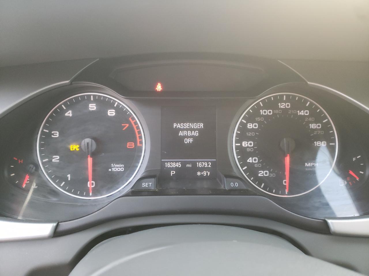 Photo 8 from auction – 2010 AUDI A4 with VIN WAUFFAFL6AN059863