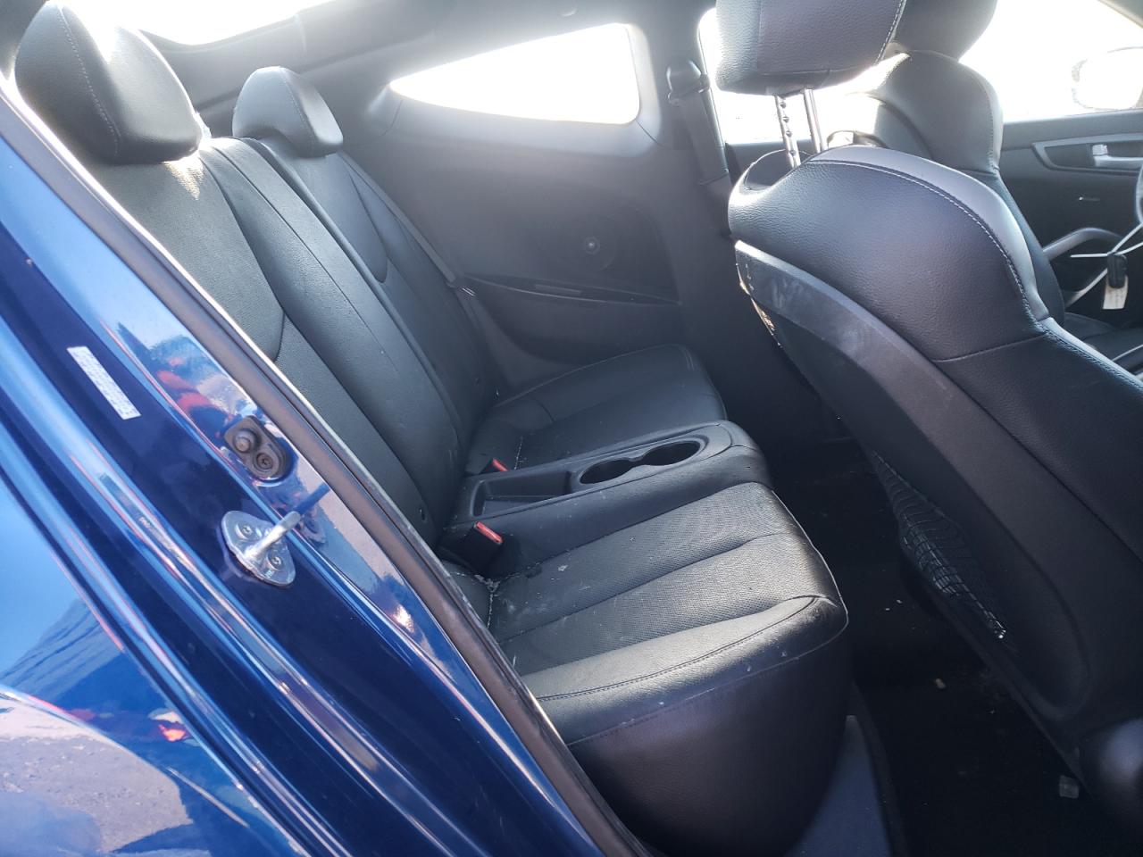 Photo 6 from auction – 2017 HYUNDAI VELOSTER T with VIN KMHTC6AE5HU309822