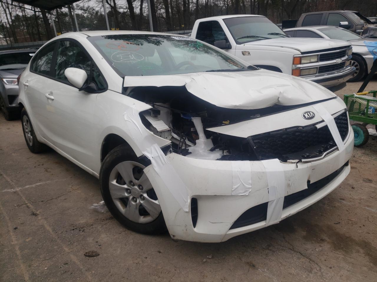 Photo 1 from auction – 2017 KIA FORTE LX with VIN 3KPFK4A72HE142621