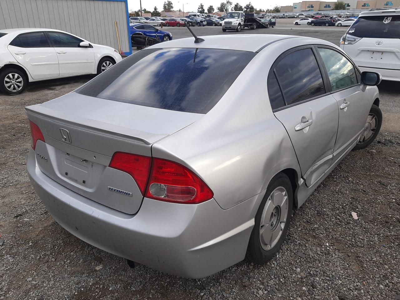 Photo 4 from auction – 2007 HONDA CIVIC HYBR with VIN JHMFA36267S008389