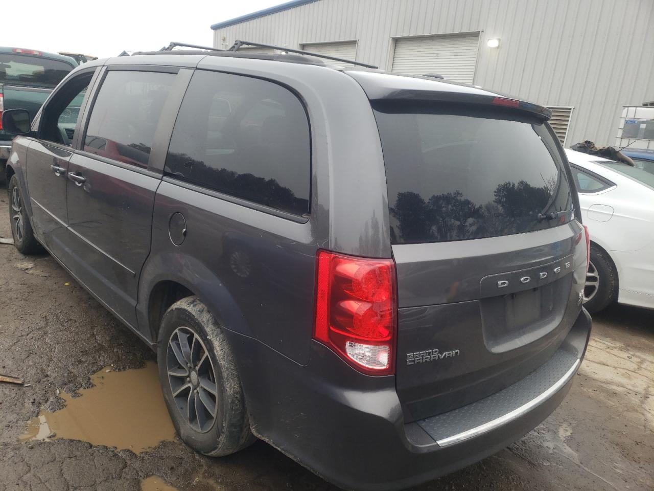 Photo 3 from auction – 2016 DODGE GRAND CARA with VIN 2C4RDGEG7GR313069