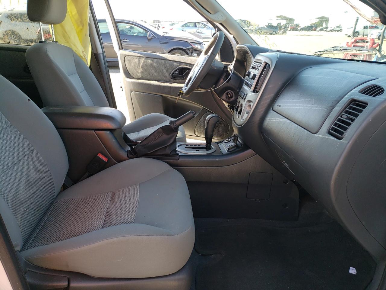 Photo 5 from auction – 2006 FORD ESCAPE HEV with VIN 1FMCU96H16KB20966