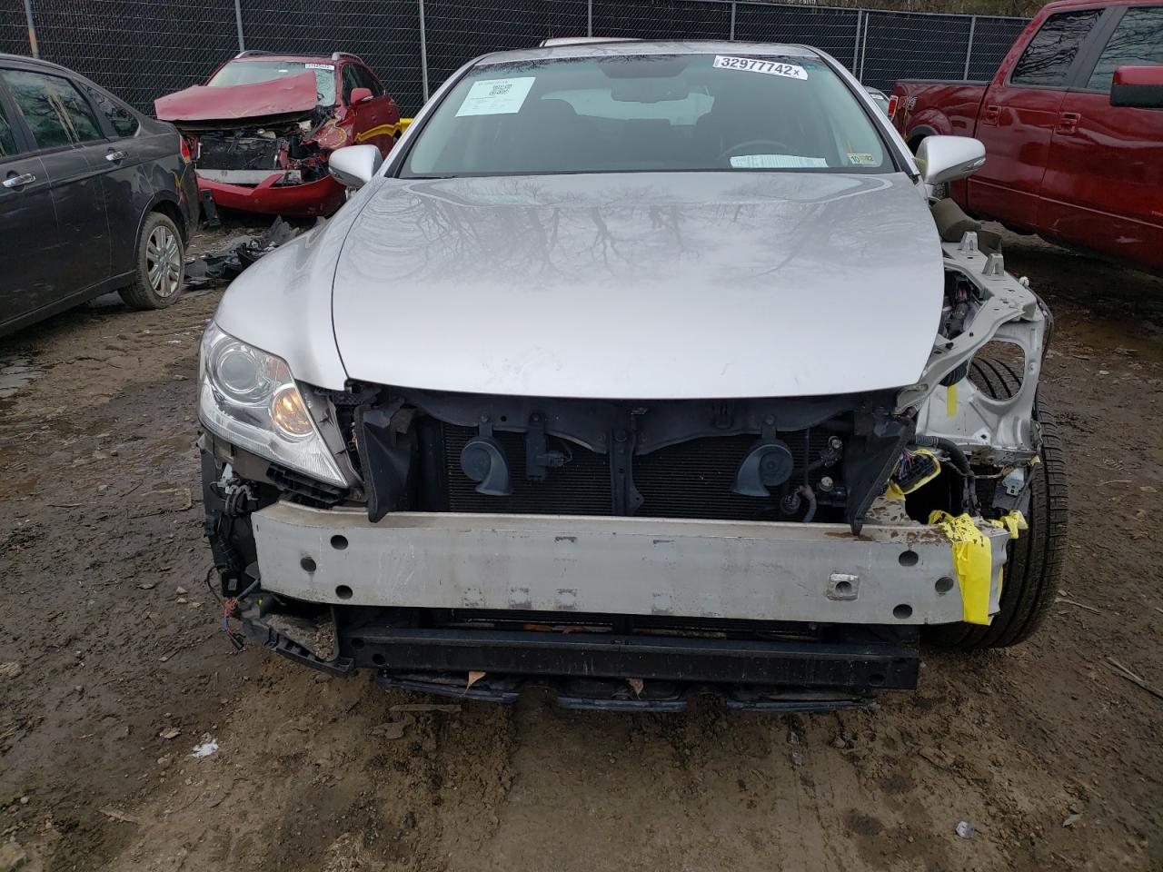 Photo 9 from auction – 2010 LEXUS LS 460 with VIN JTHCL5EF0A5007841