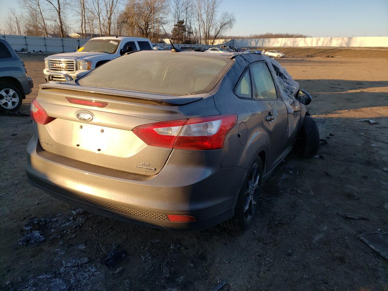 Photo 4 from auction – 2013 FORD FOCUS SE with VIN 1FADP3F26DL211589