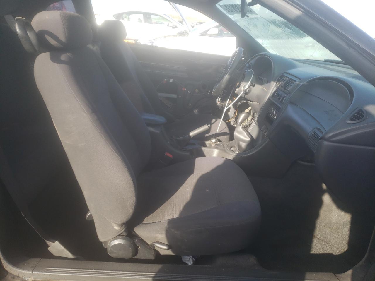 Photo 5 from auction – 2002 FORD MUSTANG with VIN 1FAFP40412F222519