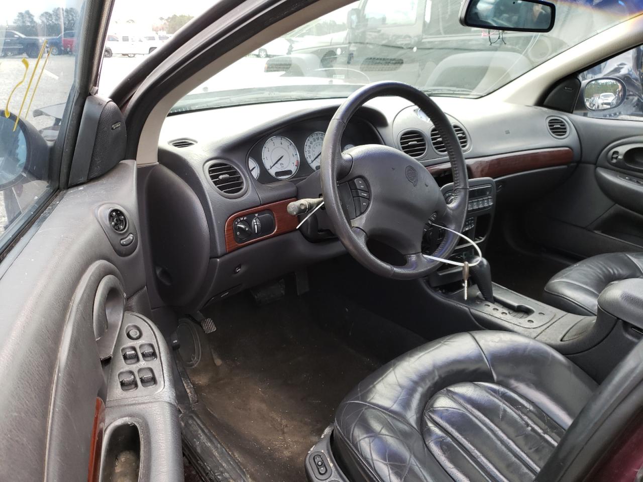 Photo 9 from auction – 1999 CHRYSLER 300M with VIN 2C3HE66G4XH594212