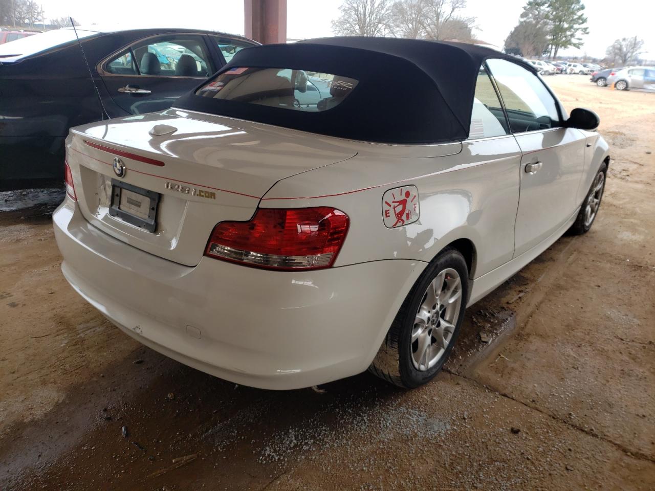 Photo 4 from auction – 2009 BMW 128 I with VIN WBAUN13569VH81123