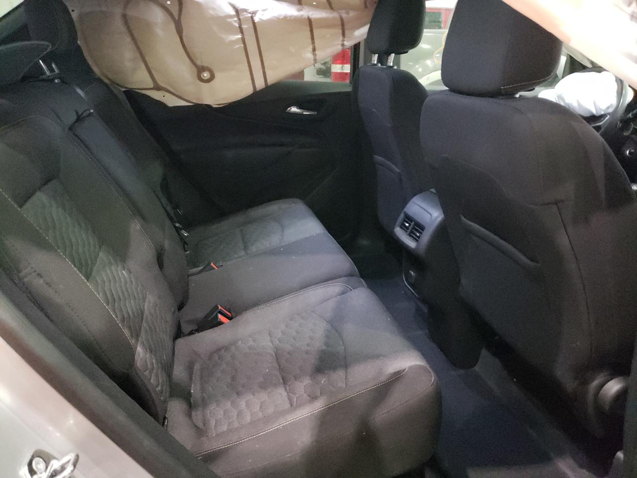Photo 6 from auction – 2018 CHEVROLET EQUINOX LT with VIN 2GNAXSEV9J6164069