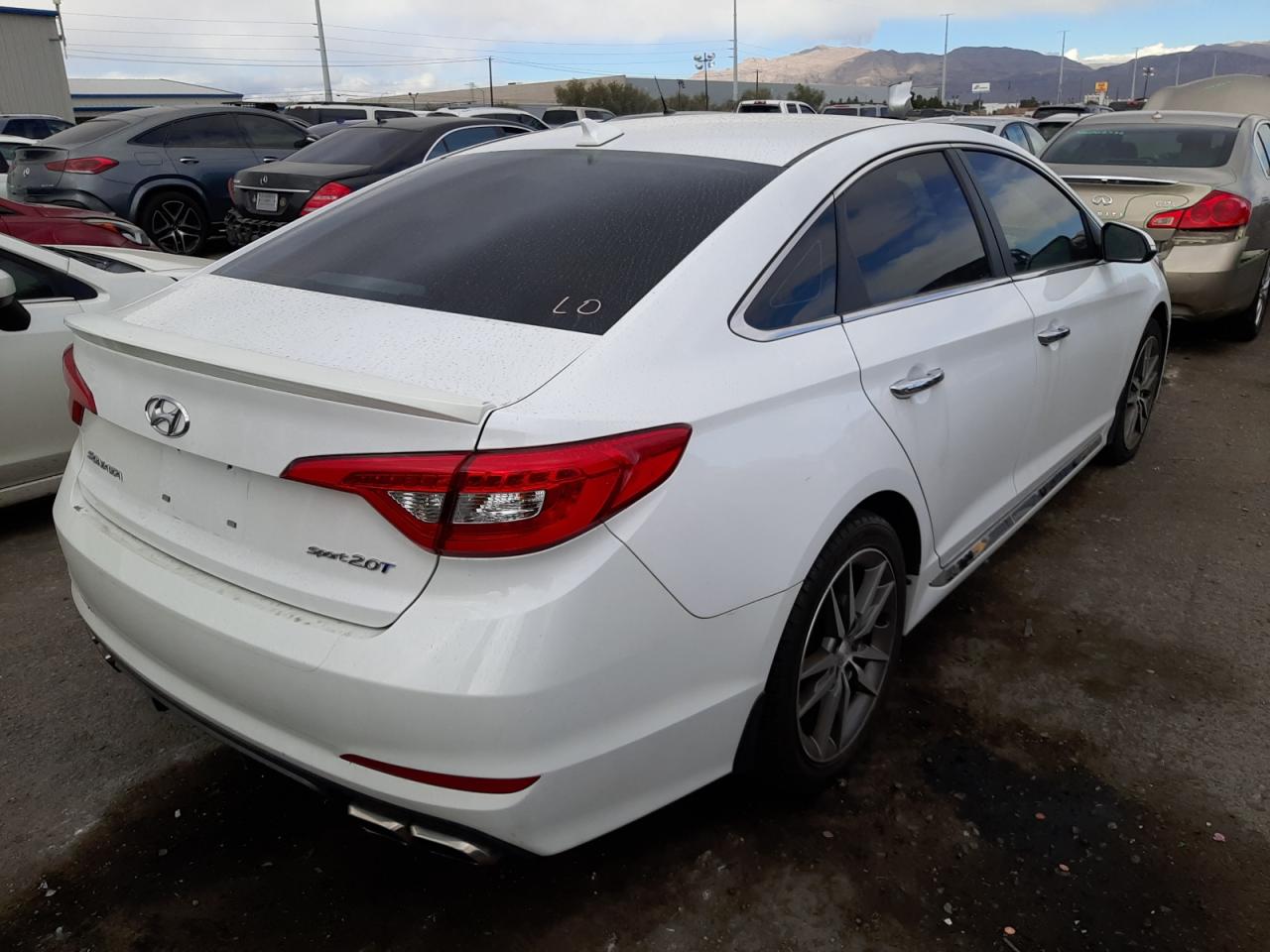 Photo 4 from auction – 2015 HYUNDAI SONATA SPO with VIN 5NPE34AB1FH080988