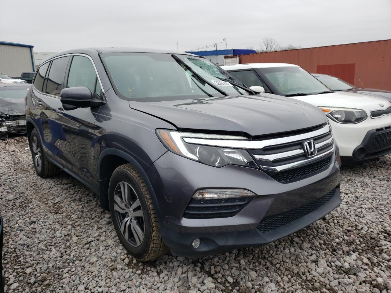 HONDA PILOT EXL 2017 with VIN 5FNYF5H59HB005676 - Photo from auction