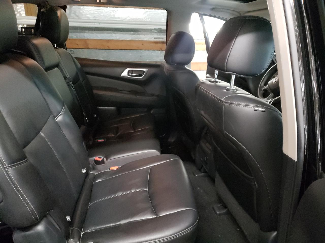 Photo 6 from auction – 2017 NISSAN PATHFINDER with VIN 5N1DR2MM3HC625367