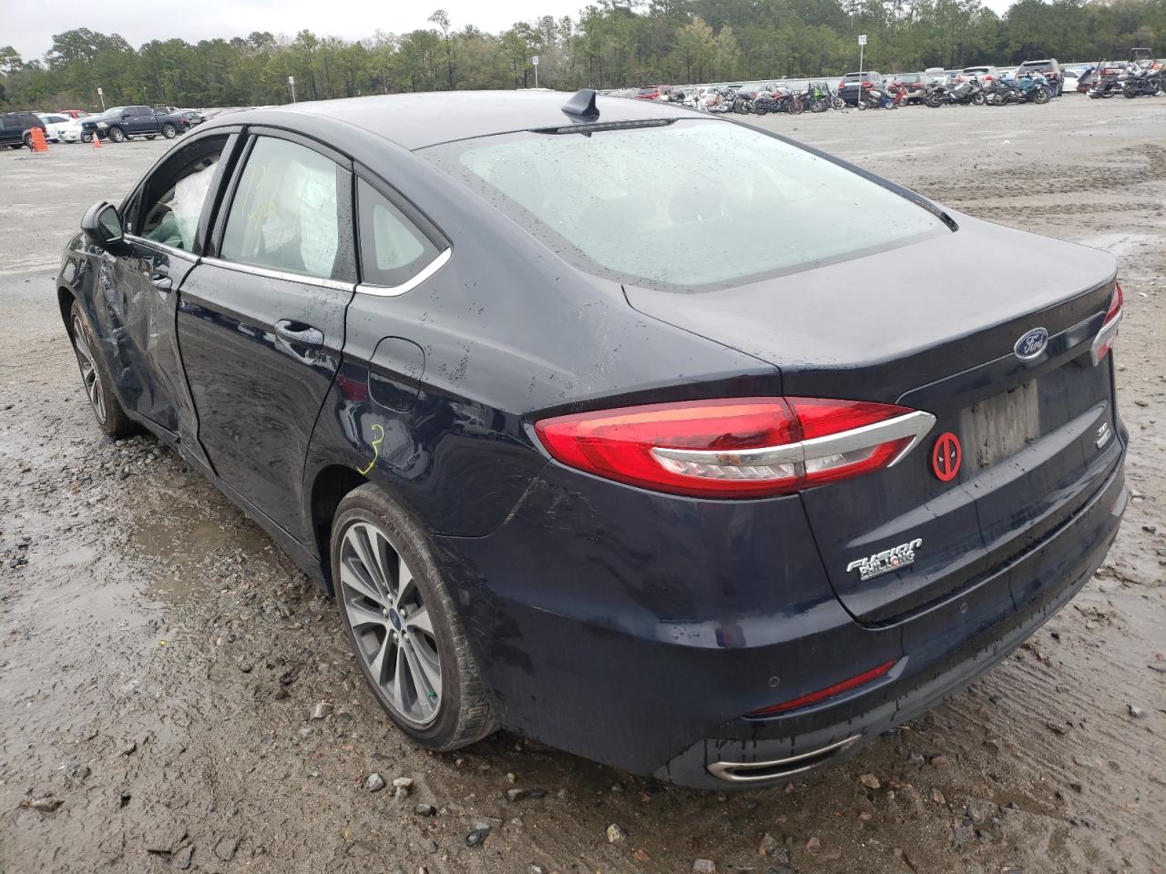 Photo 3 from auction – 2020 FORD FUSION SE with VIN 3FA6P0T99LR112161